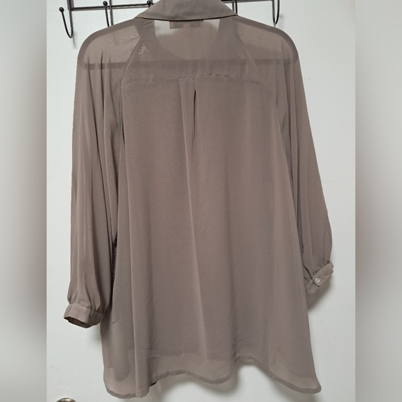 Semi-sheer sequined top - Picture 8 of 14